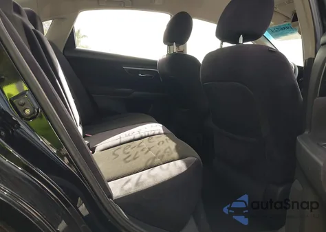 2013 Nissan Altima 2.5 S z USA, uszkodzony, nr VIN 1N4AL3AP4DC202388